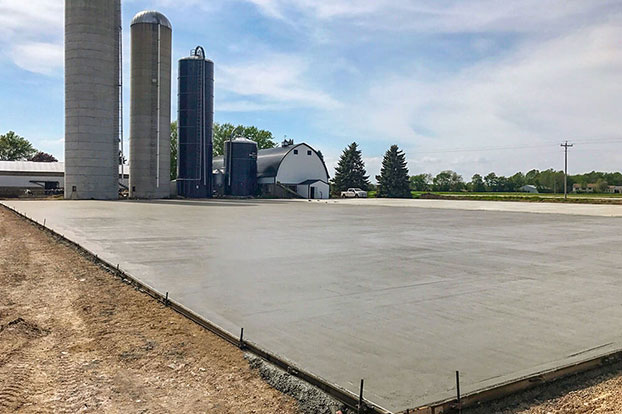 Agricultural concrete feed slab KSI Construction Wisconsin