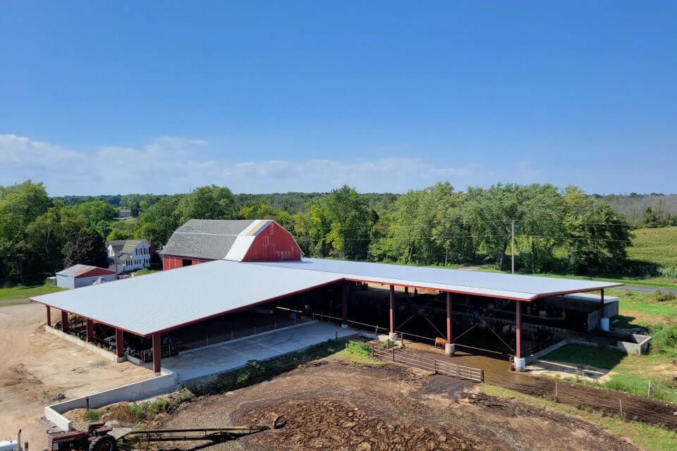 Dairy barn cow yard KSI Construction Wisconsin